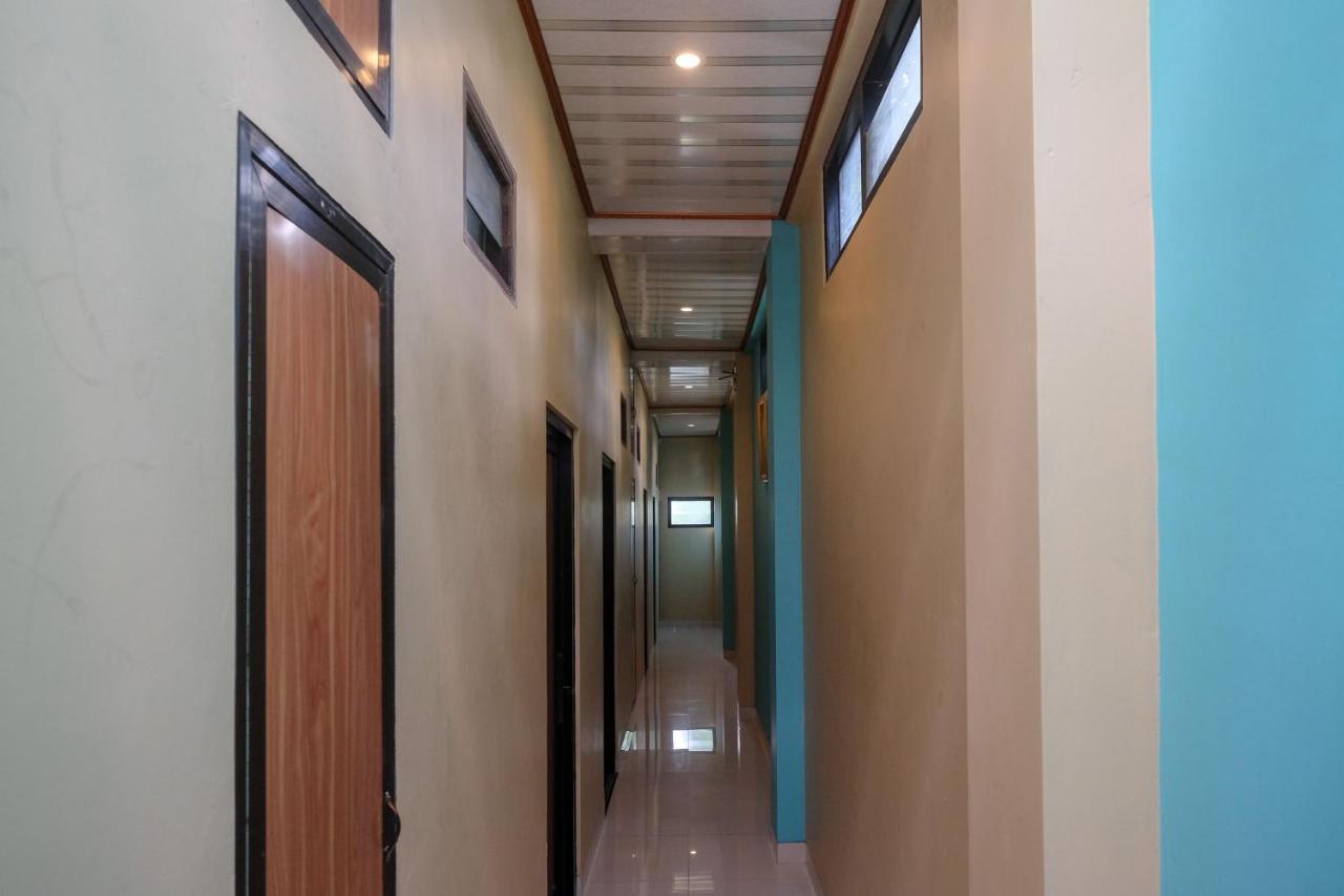 Sans Hotel Kumbang Yogyakarta By Reddoorz Zewnętrze zdjęcie